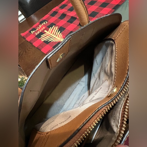 Michael Kors Top Handle Bag - Picture 10 of 16